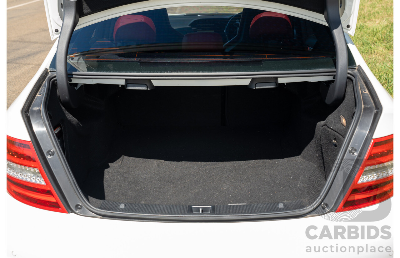 8/2012 Mercedes Benz C63 AMG W204 MY12 4d Sedan Diamond White Bright Metallic V8 6.3L