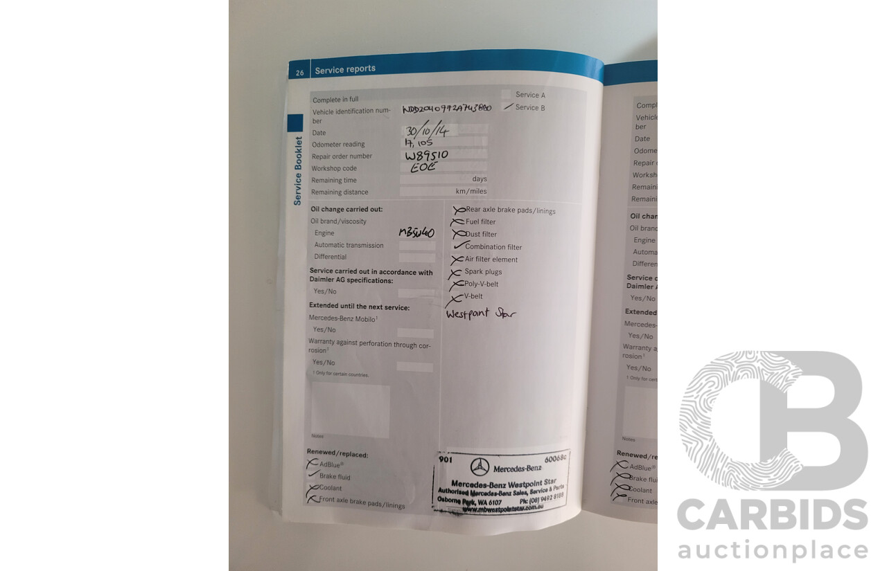 8/2012 Mercedes Benz C63 AMG W204 MY12 4d Sedan Diamond White Bright Metallic V8 6.3L