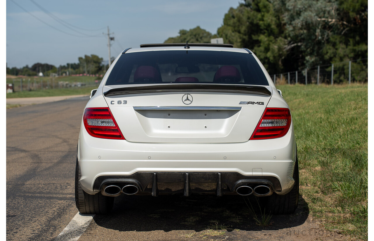8/2012 Mercedes Benz C63 AMG W204 MY12 4d Sedan Diamond White Bright Metallic V8 6.3L
