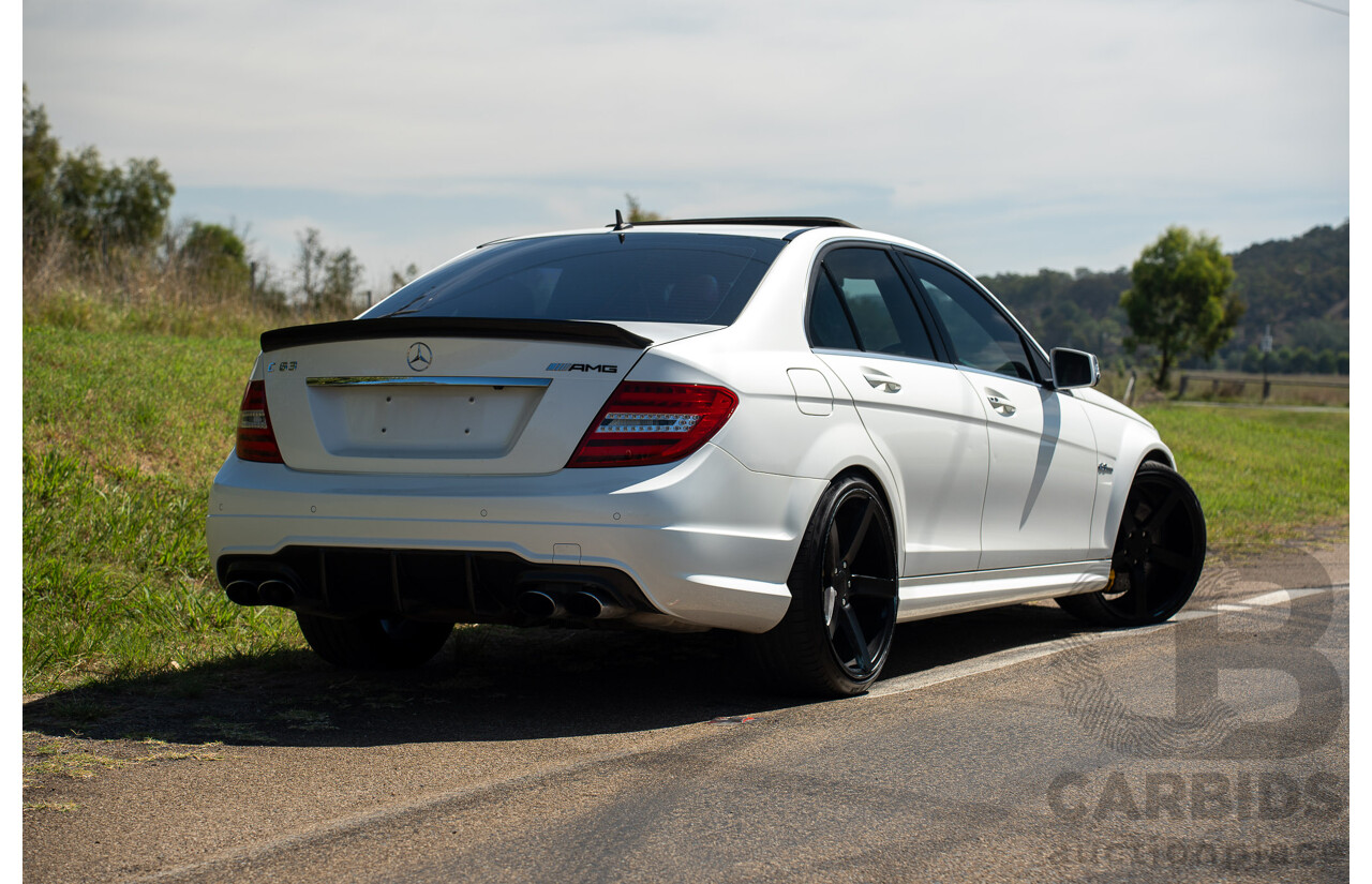 8/2012 Mercedes Benz C63 AMG W204 MY12 4d Sedan Diamond White Bright Metallic V8 6.3L