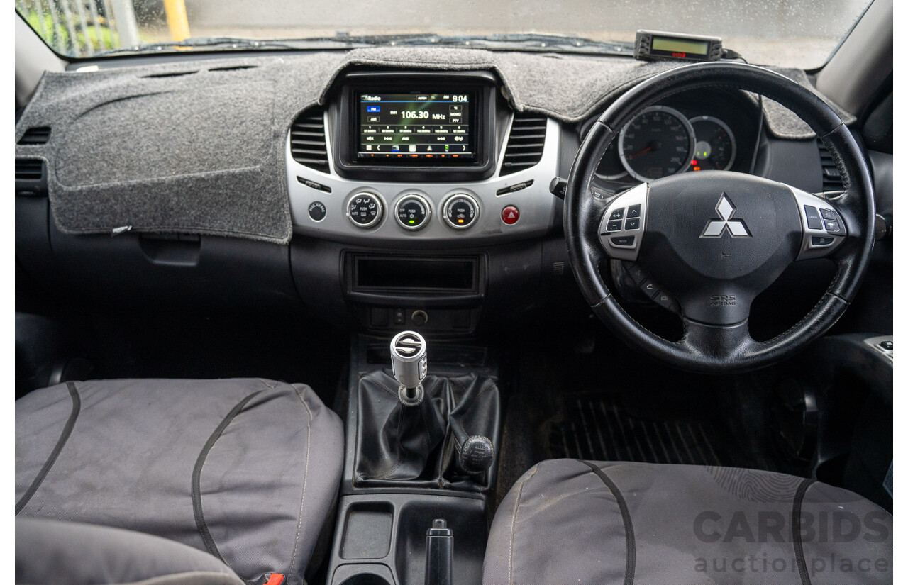 4/2014 Mitsubishi Triton GLX-R (4x4) MN MY15 Double Cab Utility Black Pearl Turbo Diesel 2.5L