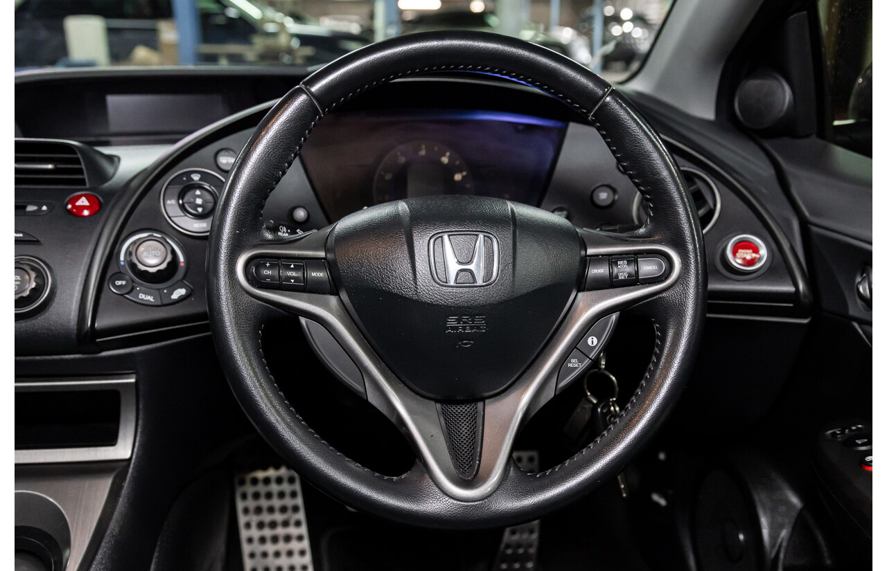 7/2011 Honda Civic Si FK MY11 5d Hatchback Urban Titianium Metallic 1.8L