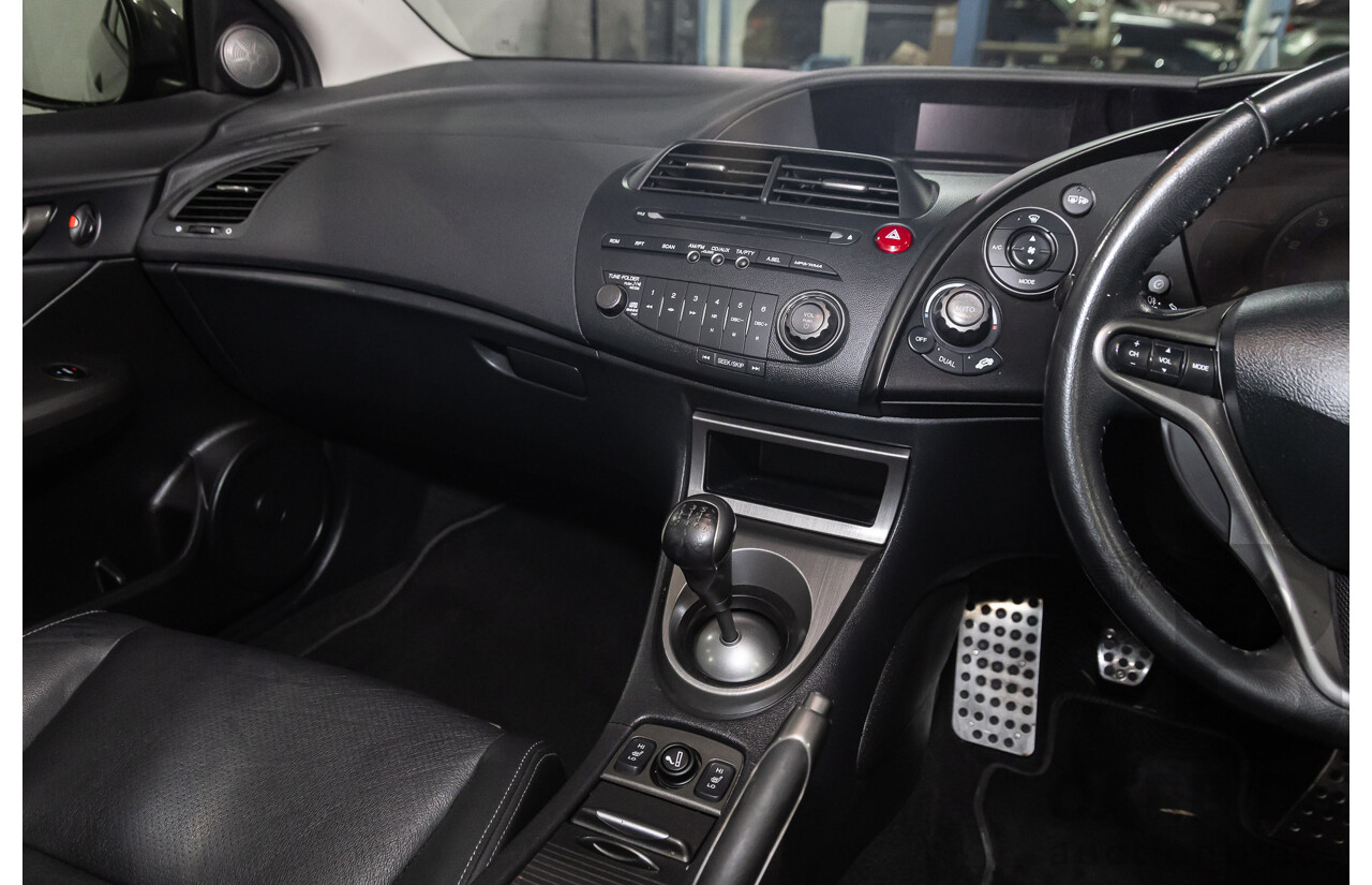 7/2011 Honda Civic Si FK MY11 5d Hatchback Urban Titianium Metallic 1.8L