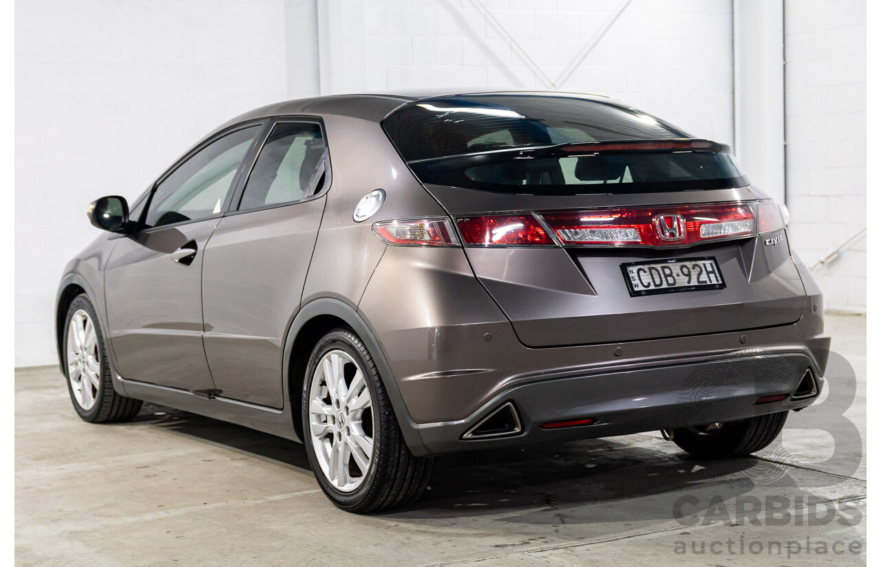7/2011 Honda Civic Si FK MY11 5d Hatchback Urban Titianium Metallic 1.8L