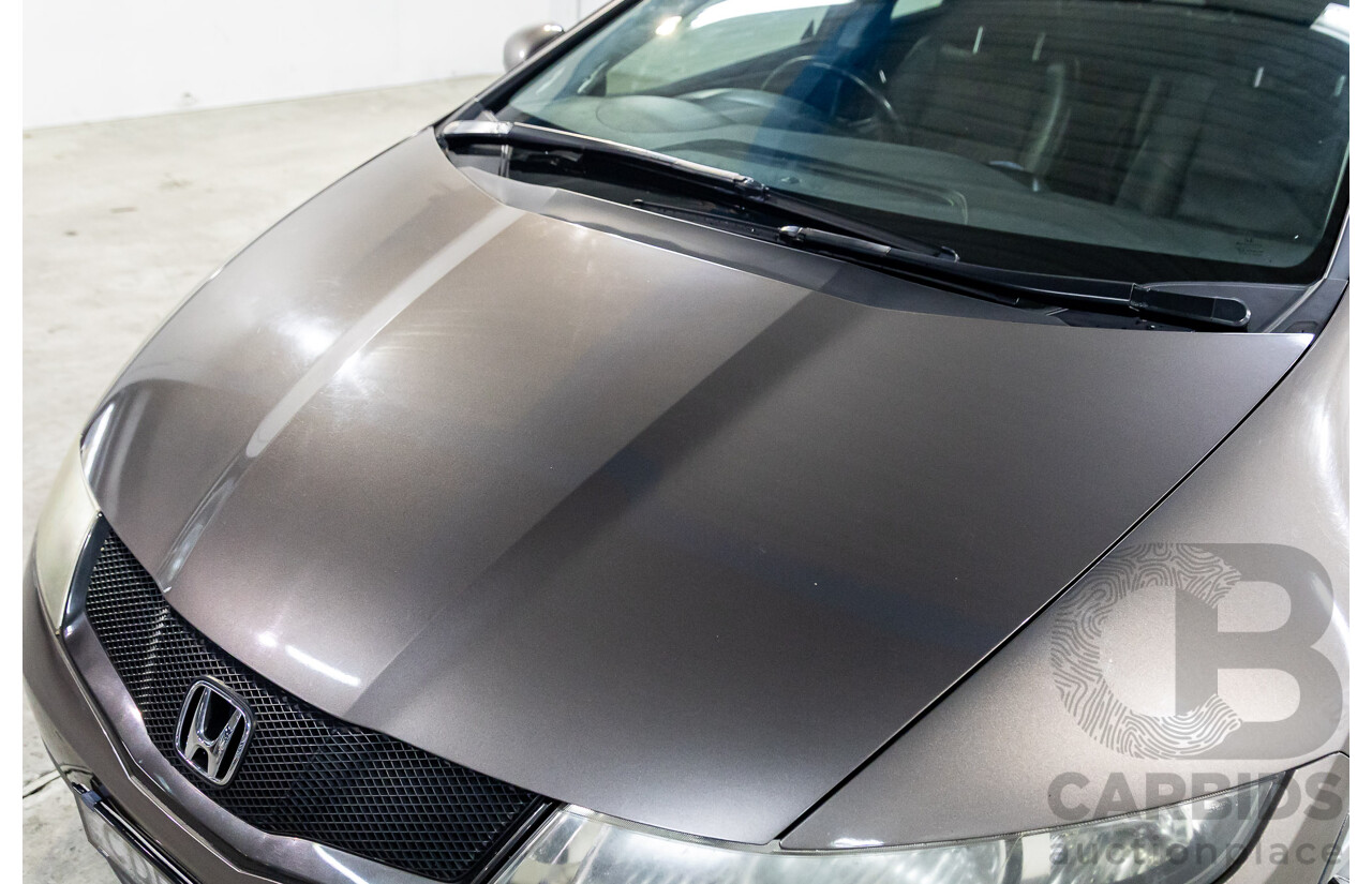 7/2011 Honda Civic Si FK MY11 5d Hatchback Urban Titianium Metallic 1.8L