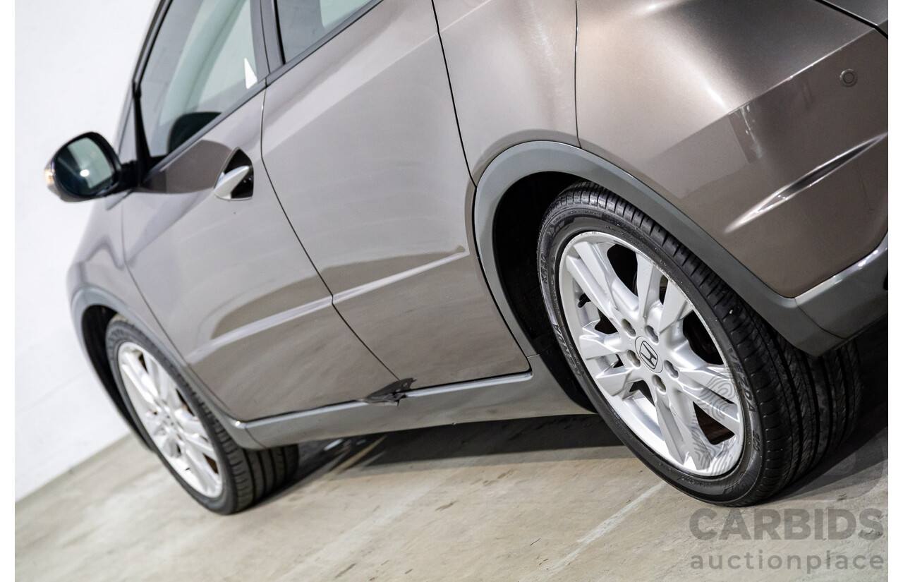 7/2011 Honda Civic Si FK MY11 5d Hatchback Urban Titianium Metallic 1.8L