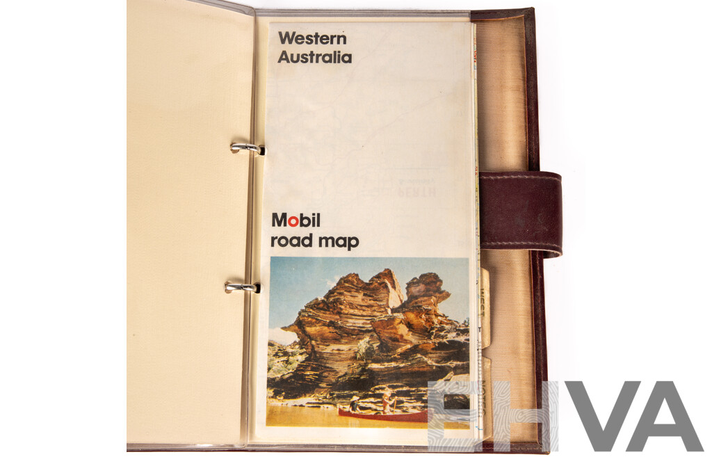 Vintage Map Booklet Containing - Lot 1624422 | EHVA