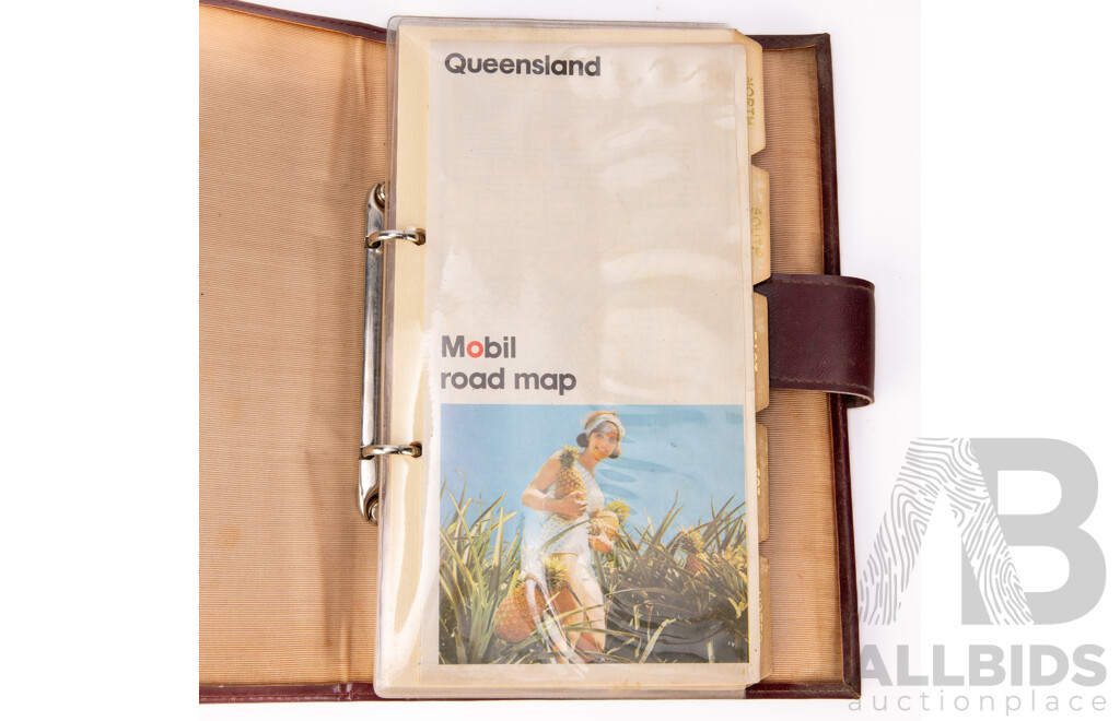 Vintage Map Booklet Containing Maps of Queensland, Tasmania, South Eastern Australia & Western Australia