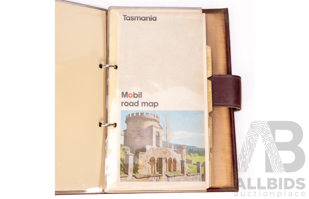 Vintage Map Booklet Containing Maps of Queensland, Tasmania, South Eastern Australia & Western Australia