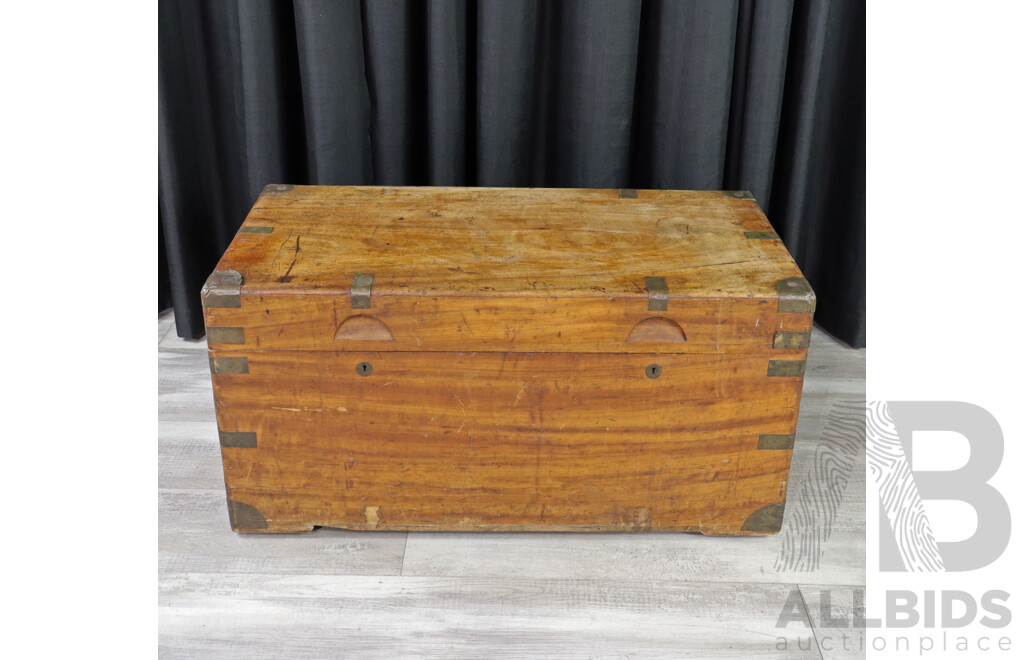Vintage Chinese Camphor Wood Trunk