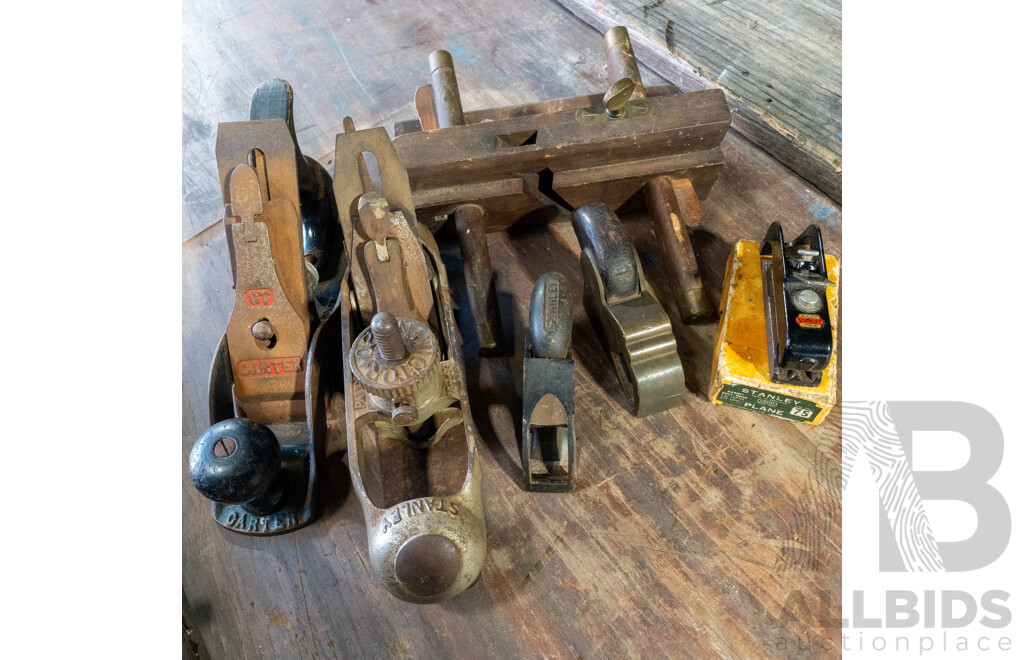 Collection of Vintage Hand Tool Inc Stanley U.S.A, Stanley England and Carter Tools Australia