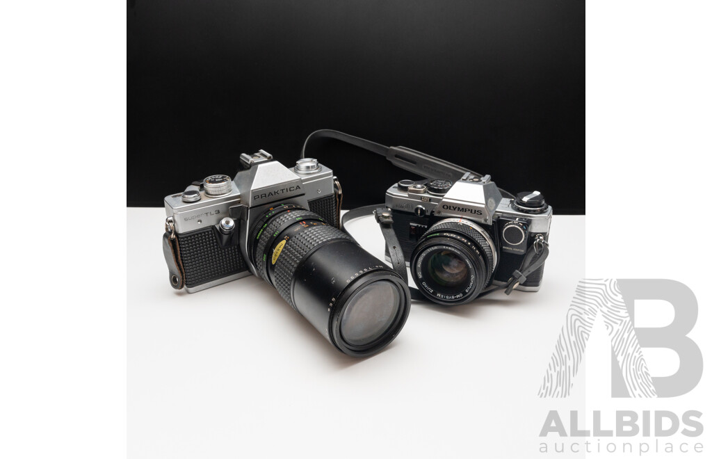 Olympus OM10 with a 50mm F/1.8 Lens and Praktica Super TL3 with Flexar Auto Zoom MC 80-200mm F/4.5 Lens