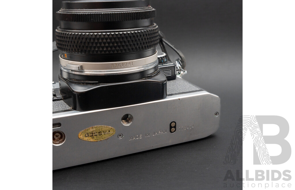 Olympus OM10 with a 50mm F/1.8 Lens and Praktica Super TL3 with Flexar Auto Zoom MC 80-200mm F/4.5 Lens