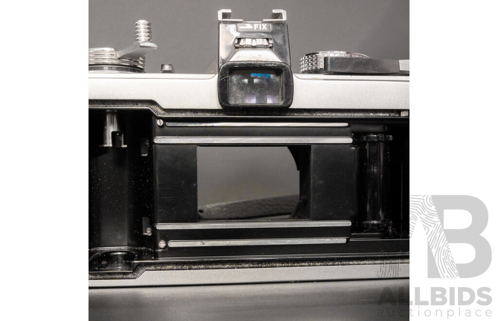 Olympus OM-1 with Zuiko Auto-S 50mm F/1.8