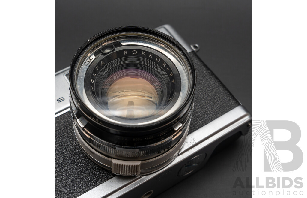 Minolta Hi-matic 7s with Rokkor 45mm F/1.8 Lens