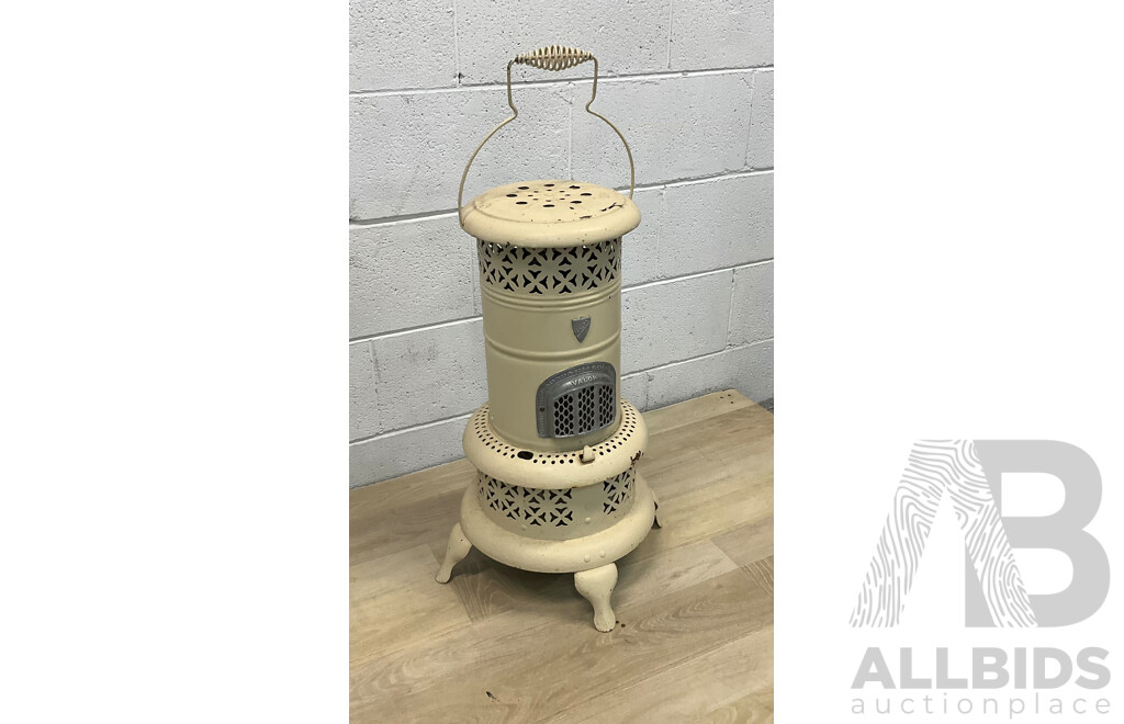 Vintage 1930 Valor 525R Kerosene Cooktop and Heater