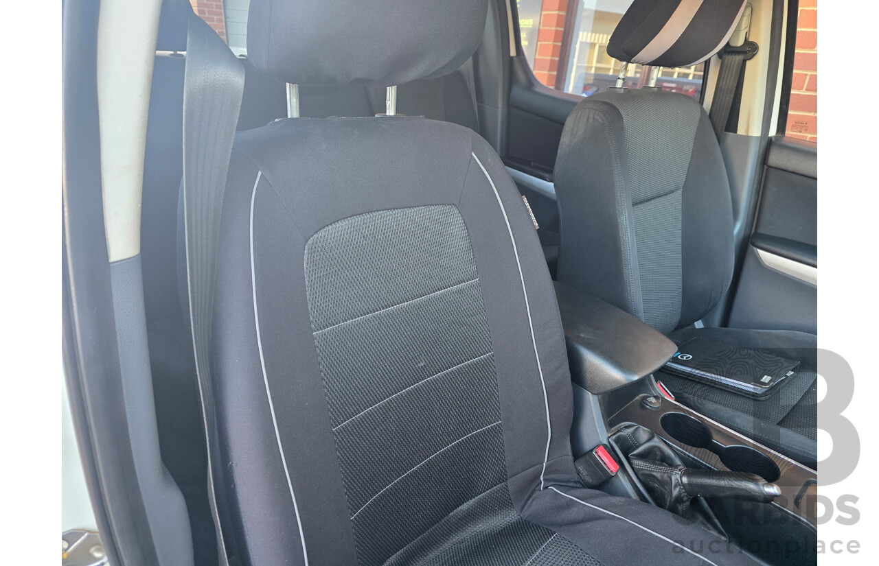 9/2011 Mazda Bt50 XTR (4x2)  Dual Cab Utility White Turbo Diesel 3.2L