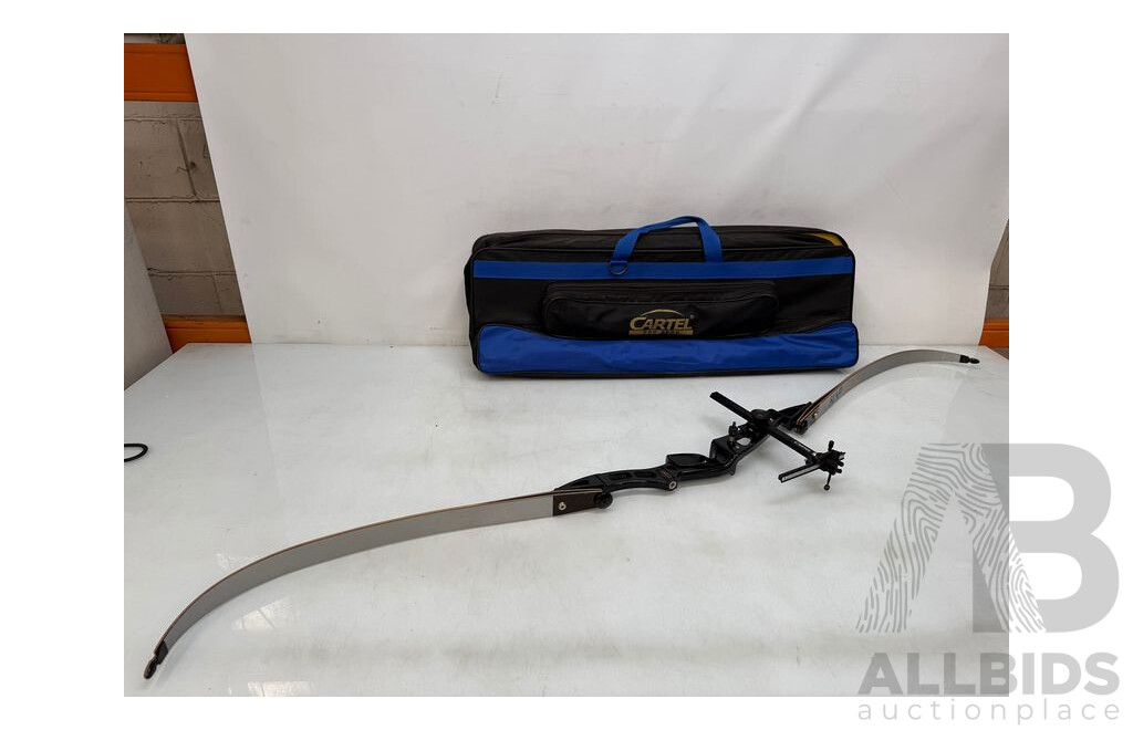 Hoyt Archery Bow with Winstorm Bow Limbs