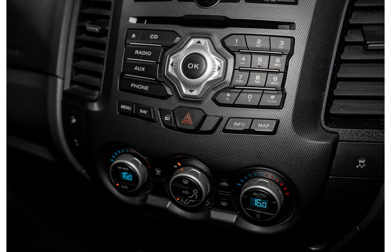 10/2013 Ford Ranger Wildtrak 3.2 (4x4) PX Crew Cab Utility Black Mica Turbo Diesel 3.2L