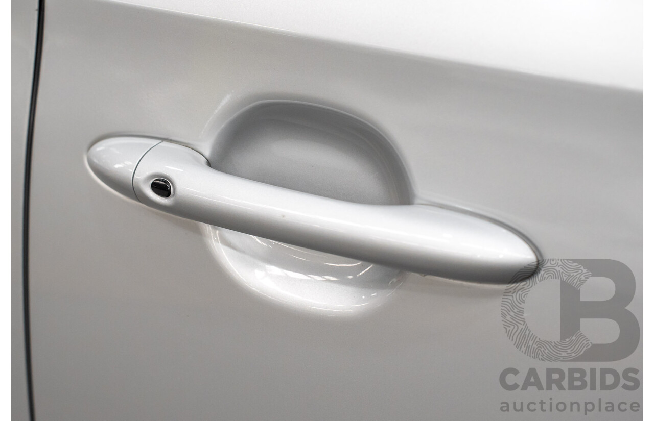 05/2019 Kia Carnival SLi YP PE MY19 4D Wagon Silky Silver Metallic Turbo Diesel 2.2L - 8 seater