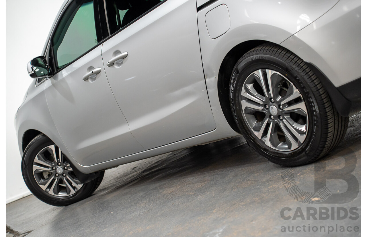 05/2019 Kia Carnival SLi YP PE MY19 4D Wagon Silky Silver Metallic Turbo Diesel 2.2L - 8 seater