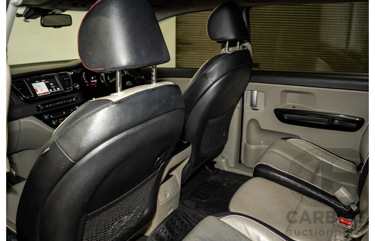 05/2019 Kia Carnival SLi YP PE MY19 4D Wagon Silky Silver Metallic Turbo Diesel 2.2L - 8 seater