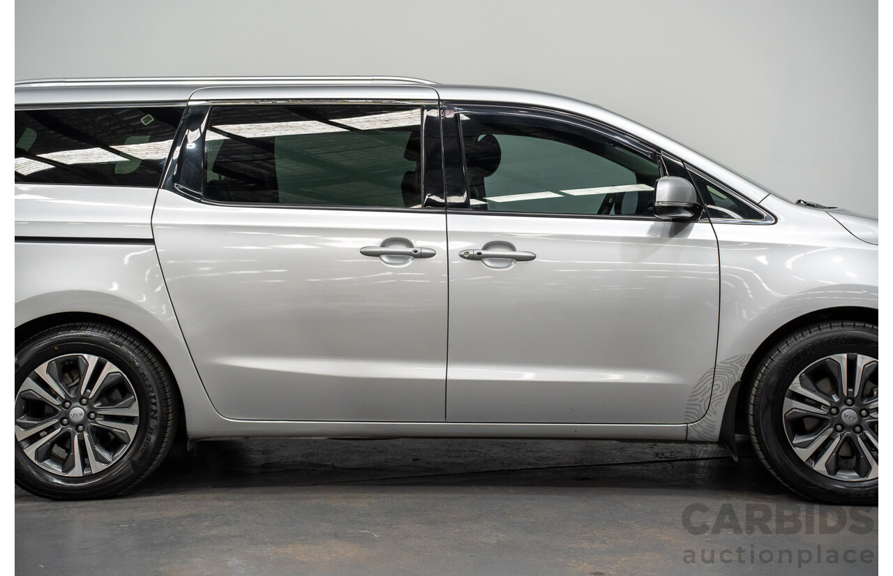 05/2019 Kia Carnival SLi YP PE MY19 4D Wagon Silky Silver Metallic Turbo Diesel 2.2L - 8 seater