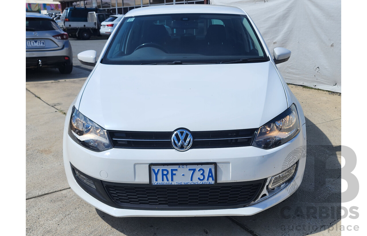 9/2012 Volkswagen Polo 77 TSI Comfortline 6R MY12 5d Hatchback White 1.2L