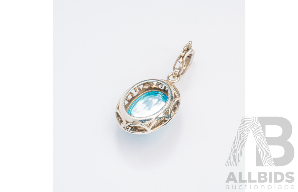 Sterling Silver Topaz Cabochon Enhancer Pendant, 35mm, on Sterling Silver Necklace, 50cm, as New, 12.40 Grams