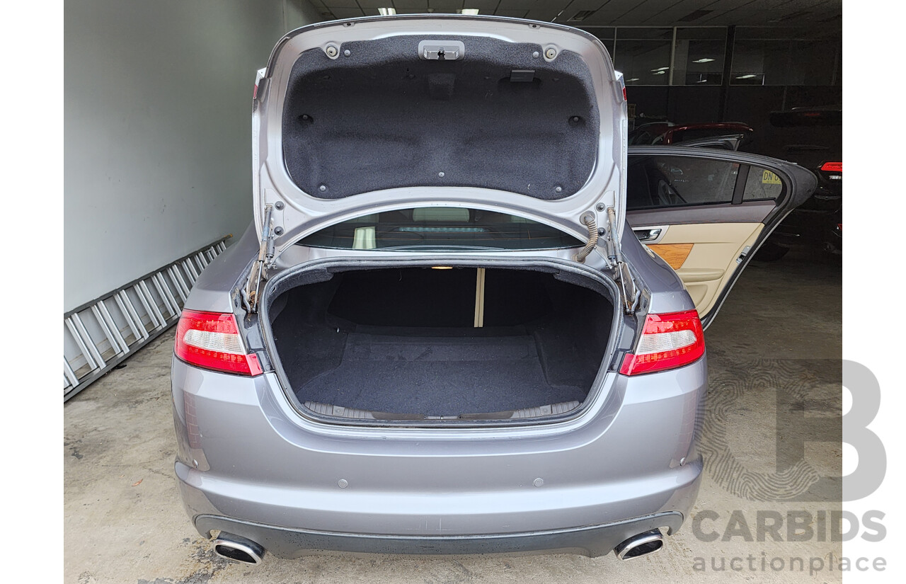 8/2009 Jaguar XF 3.0 V6 Diesel S Luxury MY10 4d Sedan Lunar Grey Turbo Diesel 3.0L