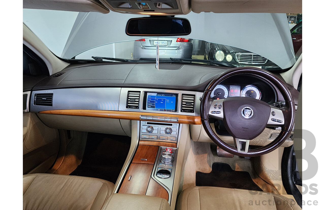 8/2009 Jaguar XF 3.0 V6 Diesel S Luxury MY10 4d Sedan Lunar Grey Turbo Diesel 3.0L