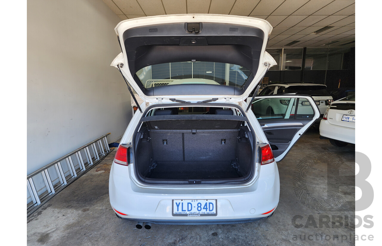 4/2016 Volkswagen Golf 92 TSI AU MY16 5d Hatchback White 1.4L
