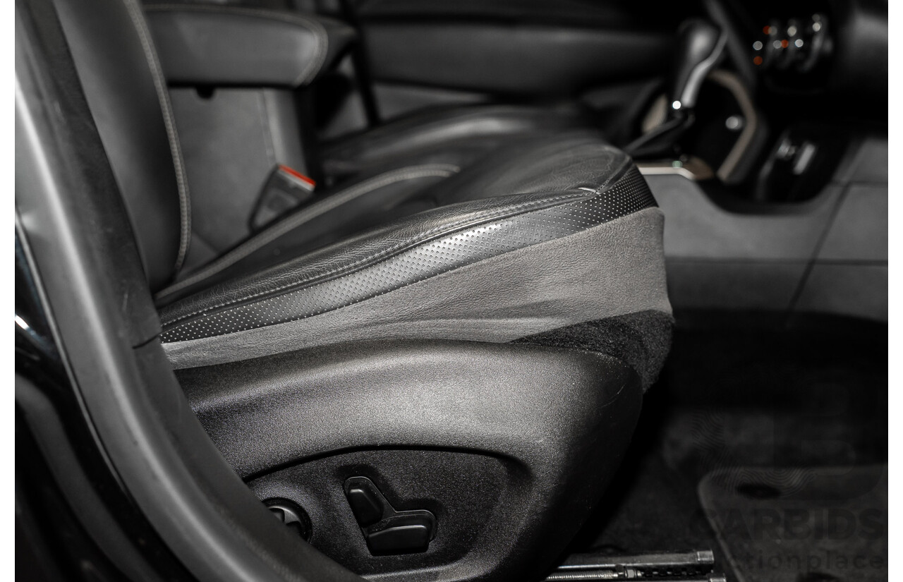 02/2016 Jeep Renegade LIMITED FWD BU 4D Wagon Black Turbo 1.4L