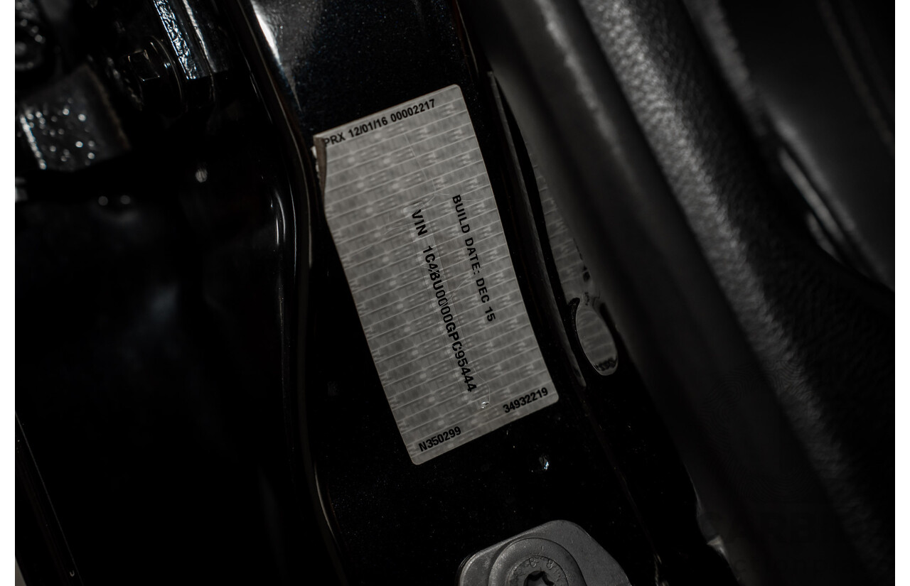 02/2016 Jeep Renegade LIMITED FWD BU 4D Wagon Black Turbo 1.4L