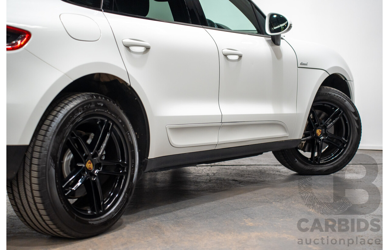 03/2015 Porsche Macan S DIESEL (AWD) MY15 4D Wagon White Turbo Diesel 3.0L