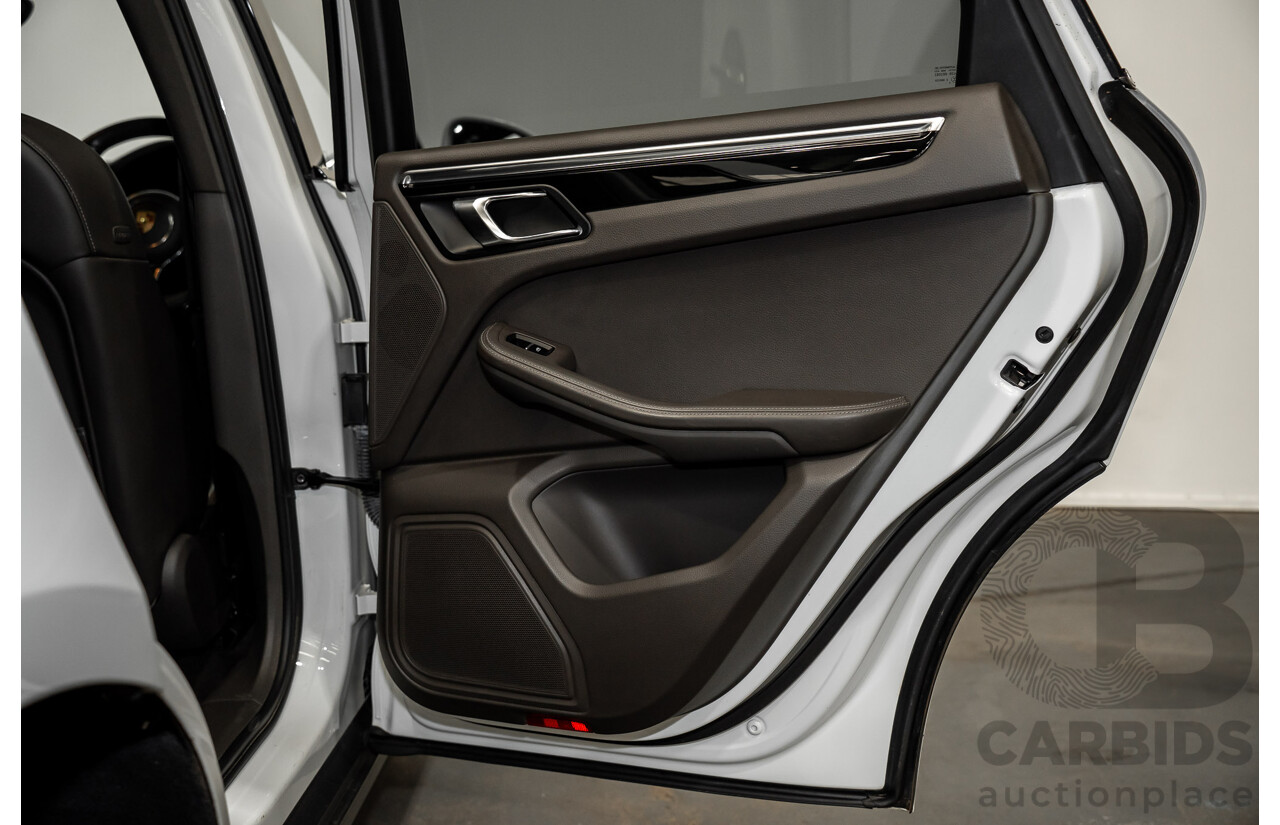 03/2015 Porsche Macan S DIESEL (AWD) MY15 4D Wagon White Turbo Diesel 3.0L