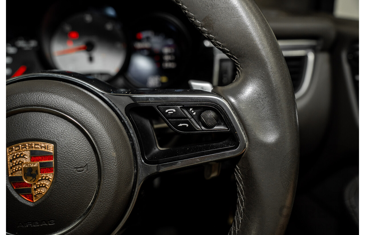 03/2015 Porsche Macan S DIESEL (AWD) MY15 4D Wagon White Turbo Diesel 3.0L