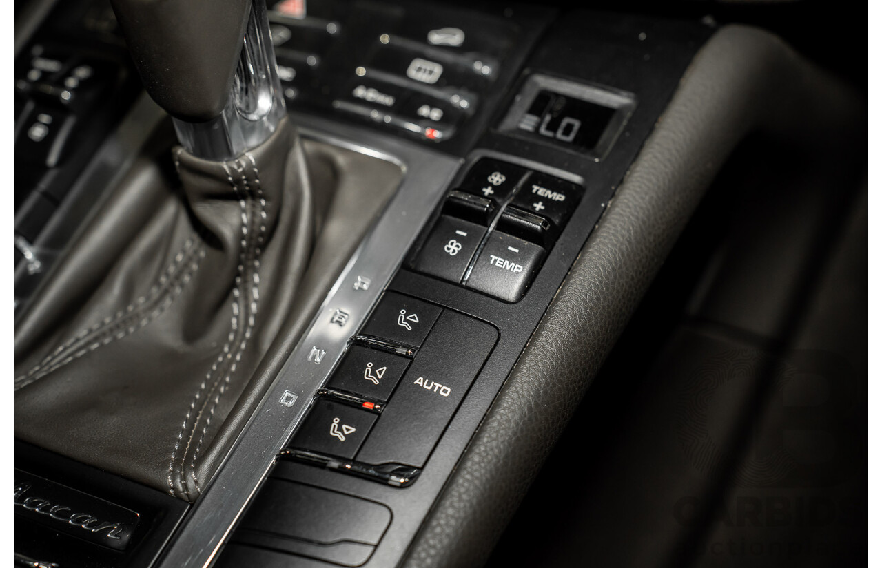 03/2015 Porsche Macan S DIESEL (AWD) MY15 4D Wagon White Turbo Diesel 3.0L