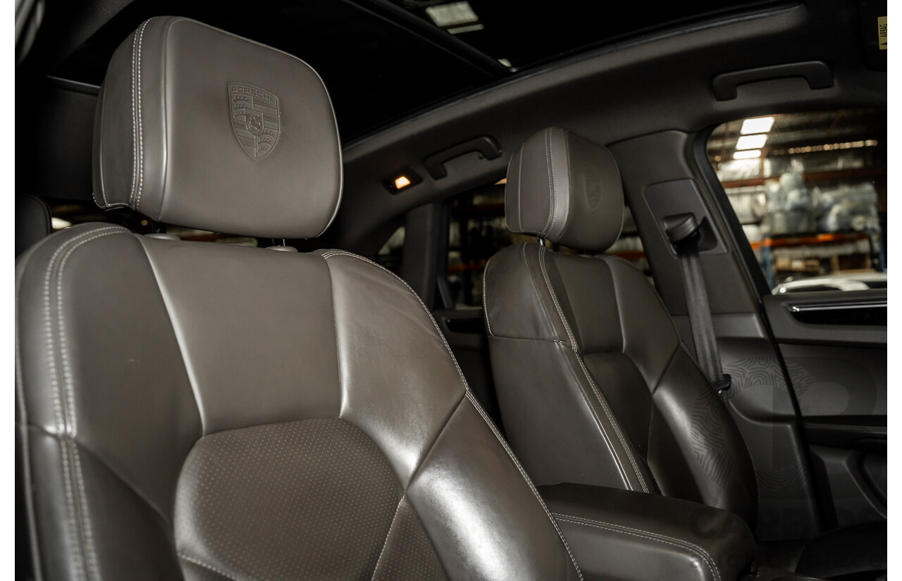 03/2015 Porsche Macan S DIESEL (AWD) MY15 4D Wagon White Turbo Diesel 3.0L