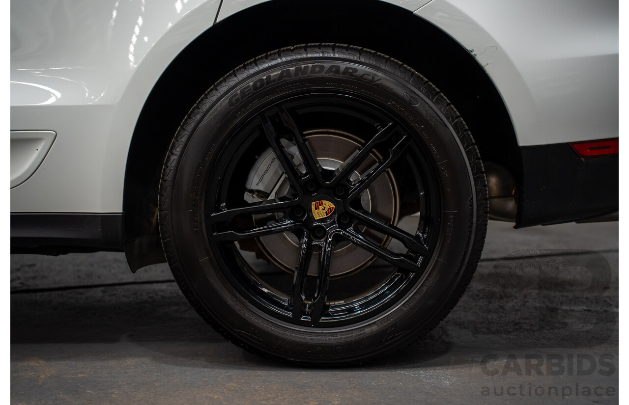 03/2015 Porsche Macan S DIESEL (AWD) MY15 4D Wagon White Turbo Diesel 3.0L