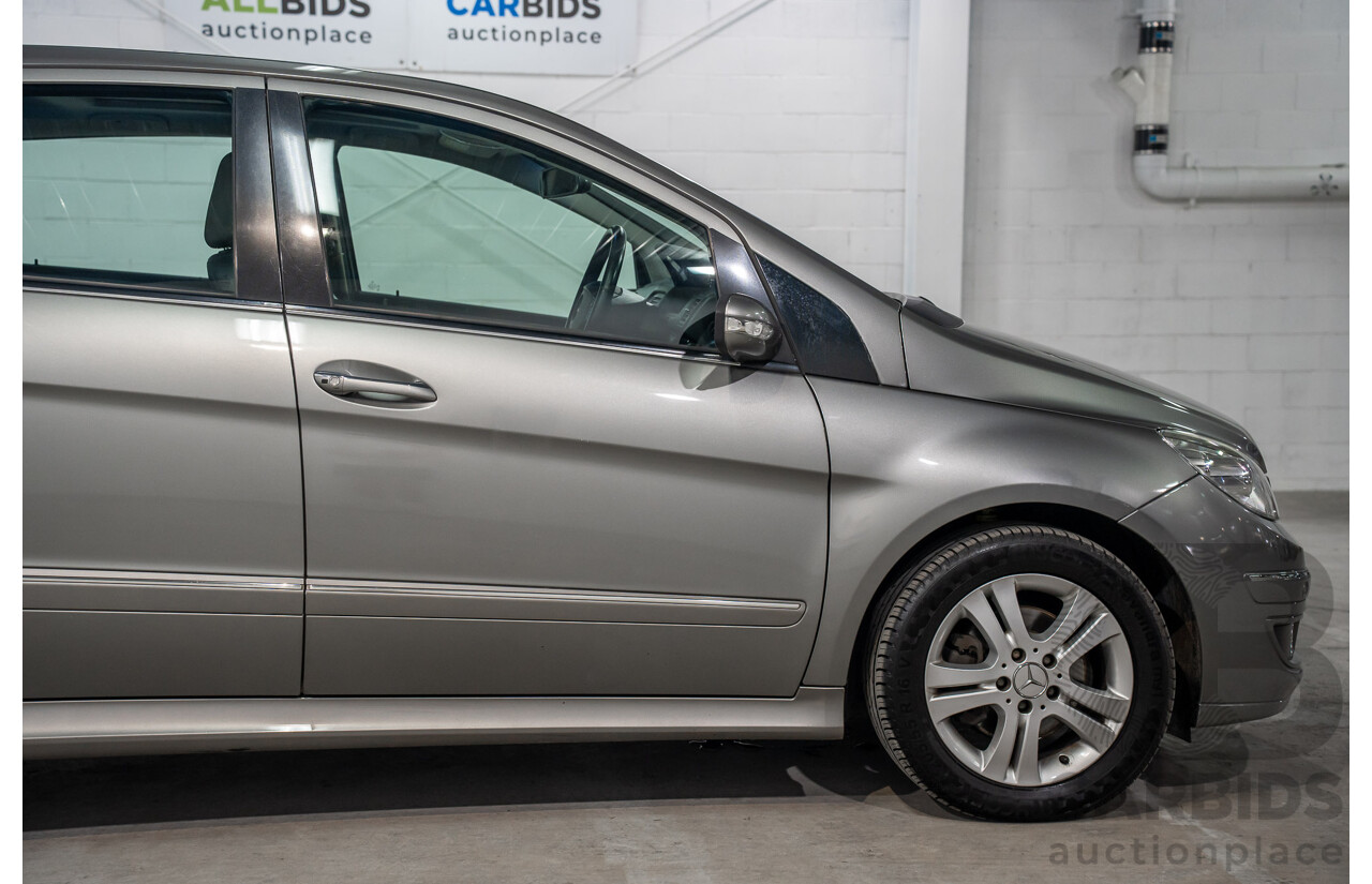 5/2007 Mercedes-Benz B200 Turbo 245 07 Upgrade 5d Hatchback Comet Grey Metallic Turbo 2.0L