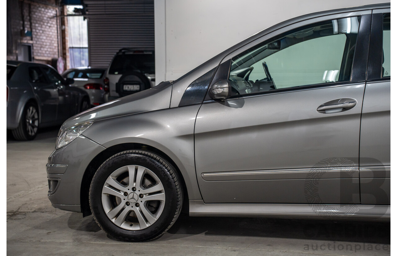 5/2007 Mercedes-Benz B200 Turbo 245 07 Upgrade 5d Hatchback Comet Grey Metallic Turbo 2.0L