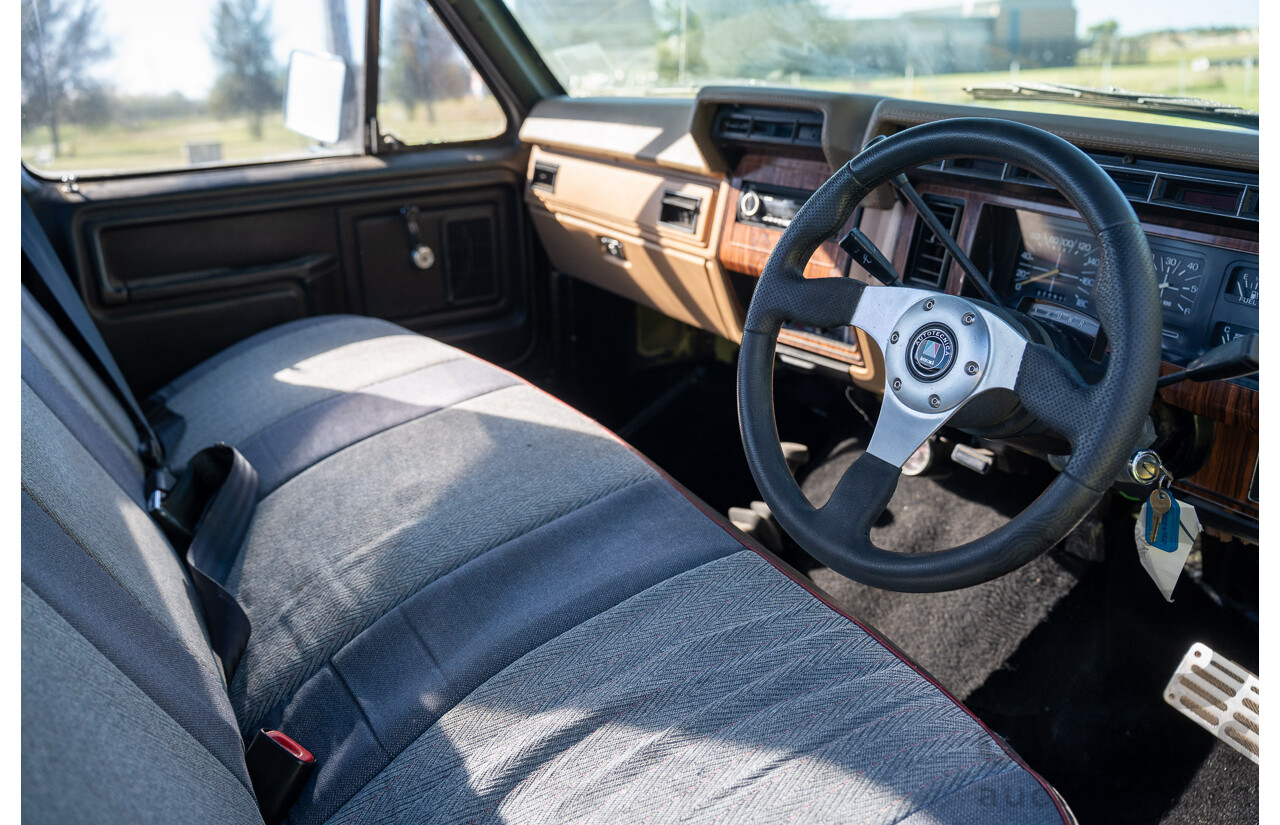 8/1981 Ford Bronco XLT (4x4) 2d Wagon Black 351ci V8 5.8L - Ute Conversion