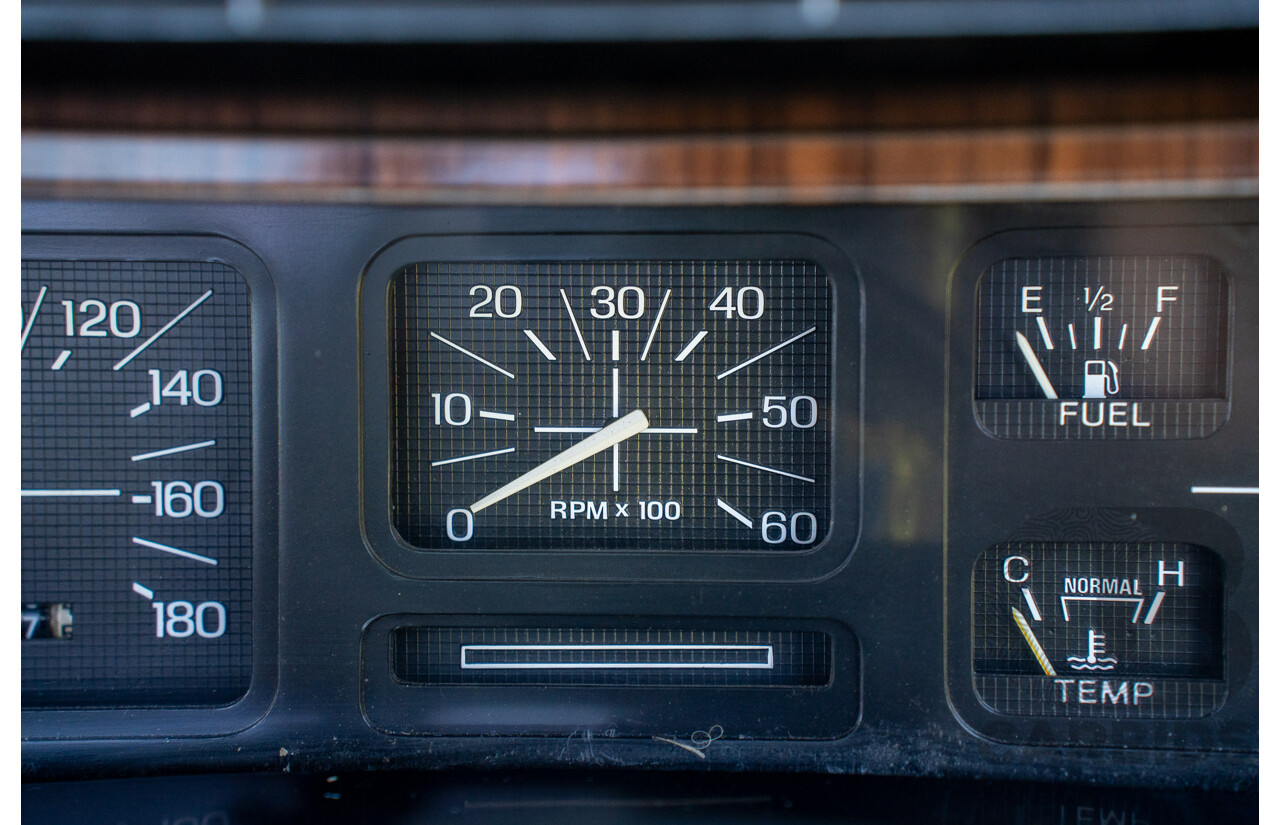 8/1981 Ford Bronco XLT (4x4) 2d Wagon Black 351ci V8 5.8L - Ute Conversion