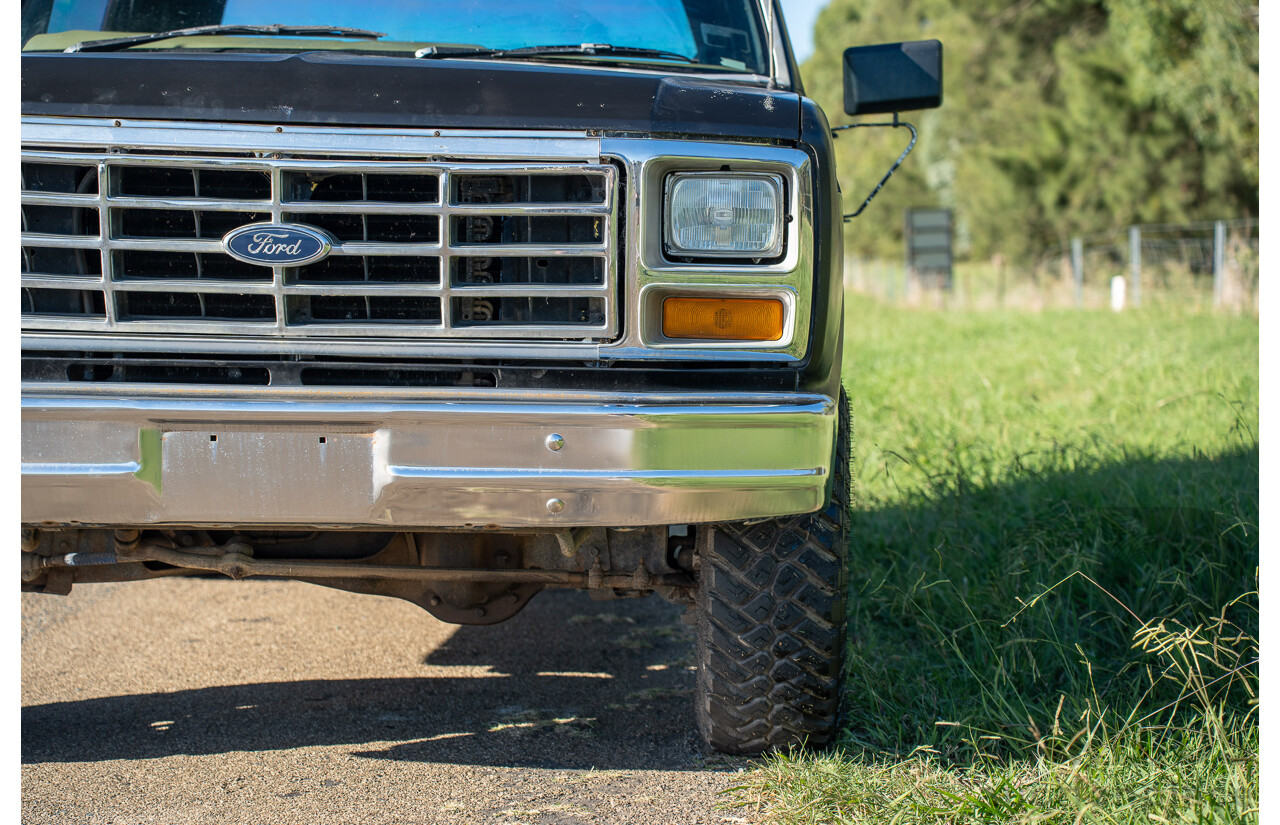 8/1981 Ford Bronco XLT (4x4) 2d Wagon Black 351ci V8 5.8L - Ute Conversion