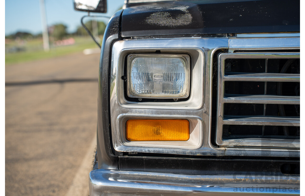 8/1981 Ford Bronco XLT (4x4) 2d Wagon Black 351ci V8 5.8L - Ute Conversion