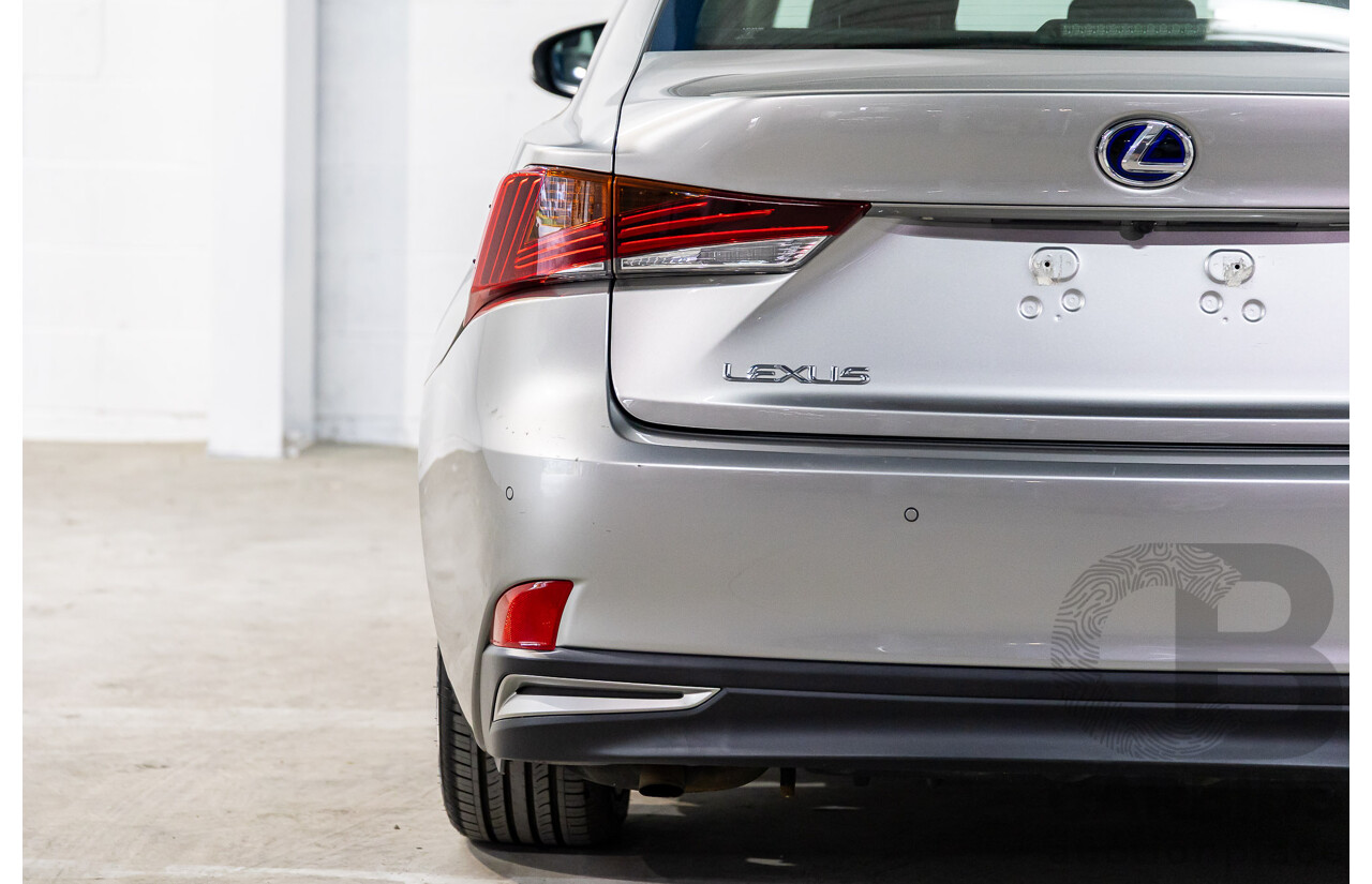 05/2019 Lexus IS300h Luxury Hybrid AVE30R (RWD) 4d Sedan Titanium Silver Metallic 2.5L - Hybrid