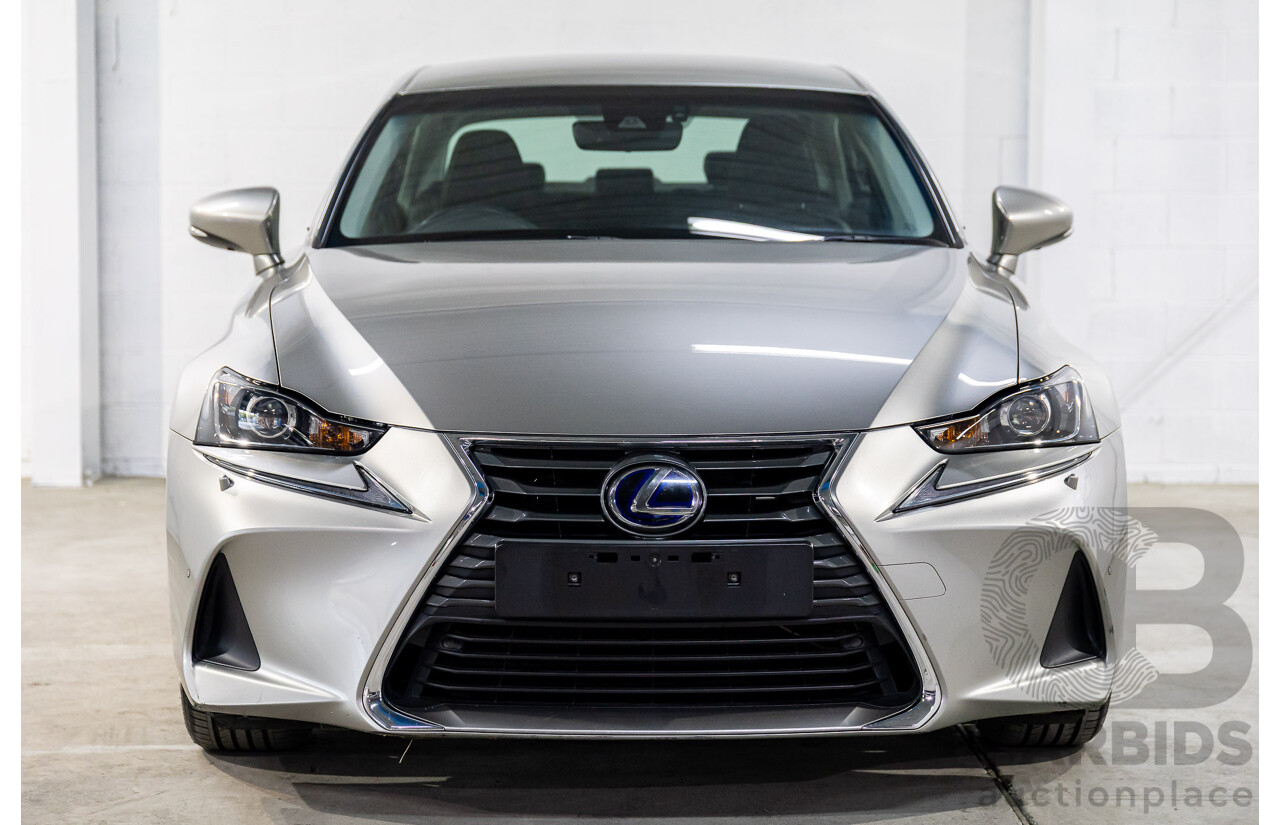 05/2019 Lexus IS300h Luxury Hybrid AVE30R (RWD) 4d Sedan Titanium Silver Metallic 2.5L - Hybrid