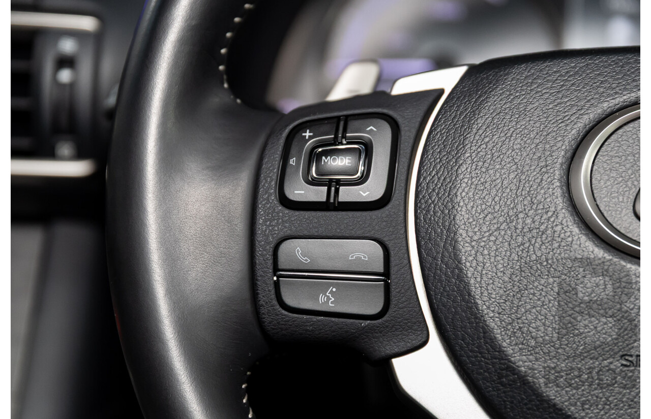 05/2019 Lexus IS300h Luxury Hybrid AVE30R (RWD) 4d Sedan Titanium Silver Metallic 2.5L - Hybrid