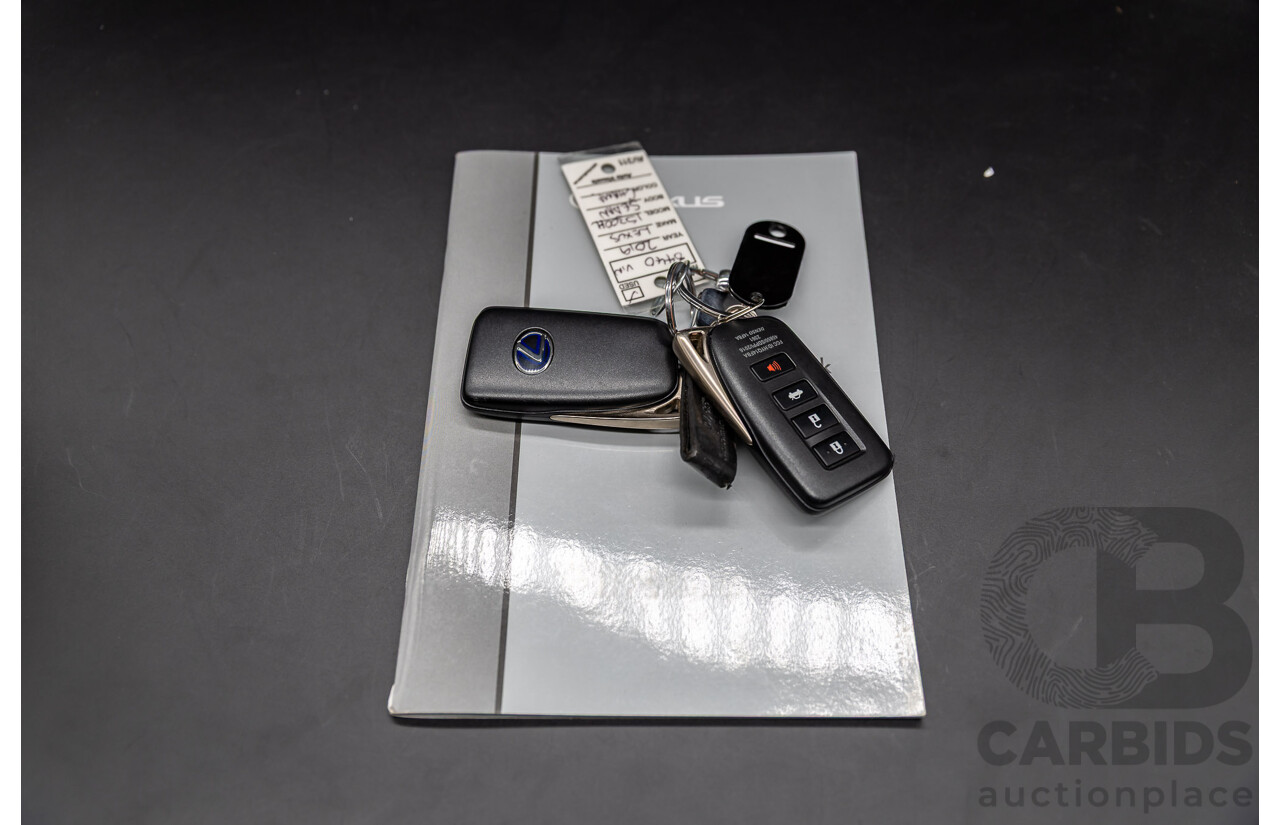 05/2019 Lexus IS300h Luxury Hybrid AVE30R (RWD) 4d Sedan Titanium Silver Metallic 2.5L - Hybrid